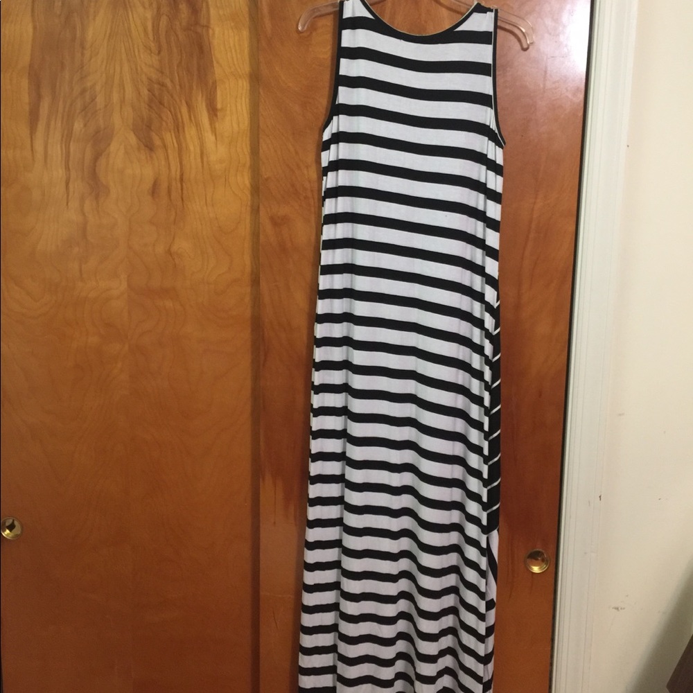 Maxi! - Picture 3 of 3